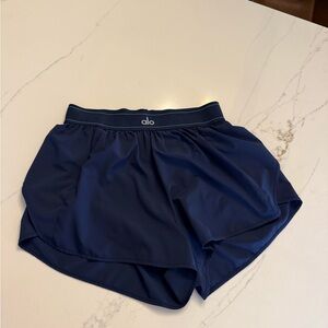 ALO Yoga Navy Athletic Running Shorts with Elastic Waistband